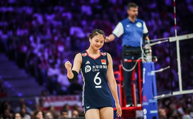 锦赛冠军, 因为她们的, AA 锦赛冠军, 因为她们的, AA