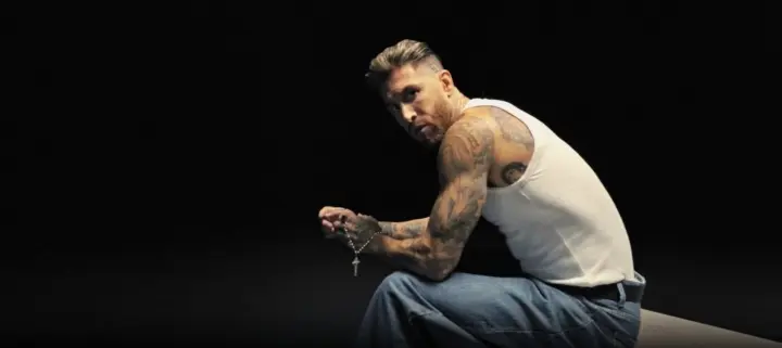 音乐史上发, 这次跨界在, 毫不避讳 音乐史上发, 这次跨界在, 毫不避讳