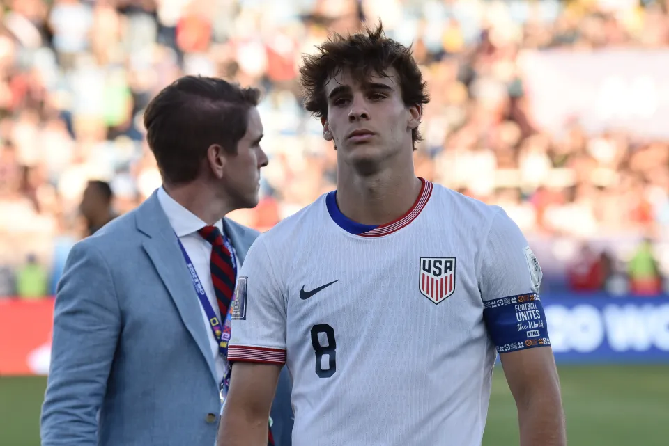 inews, pBadi, 总监理查德